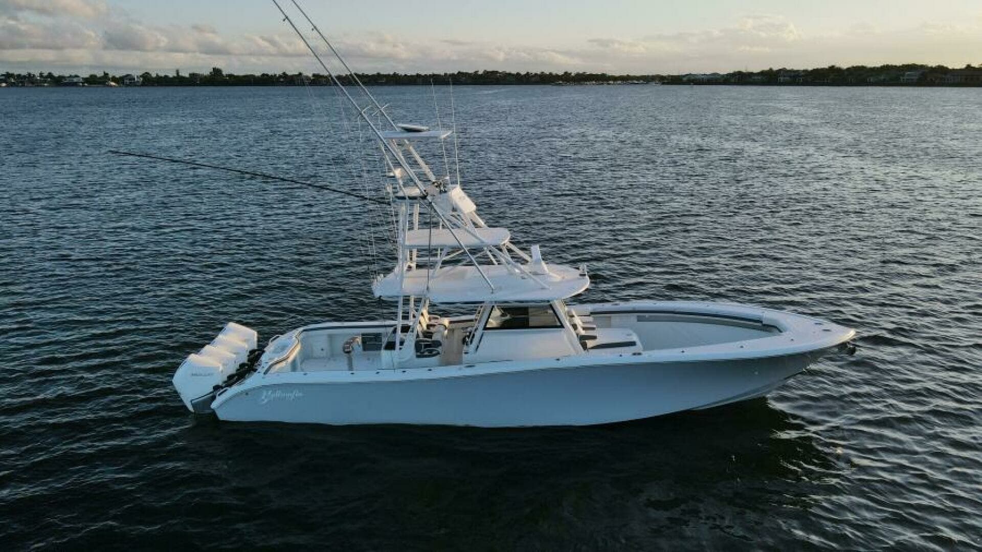 2019 Yellowfin 42 Offshore - Image 2