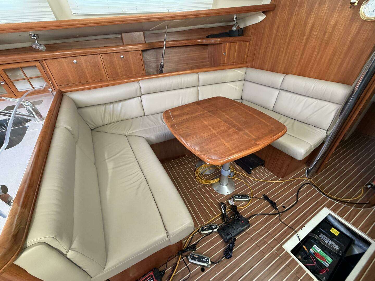 2003 Hunter — - Image 17