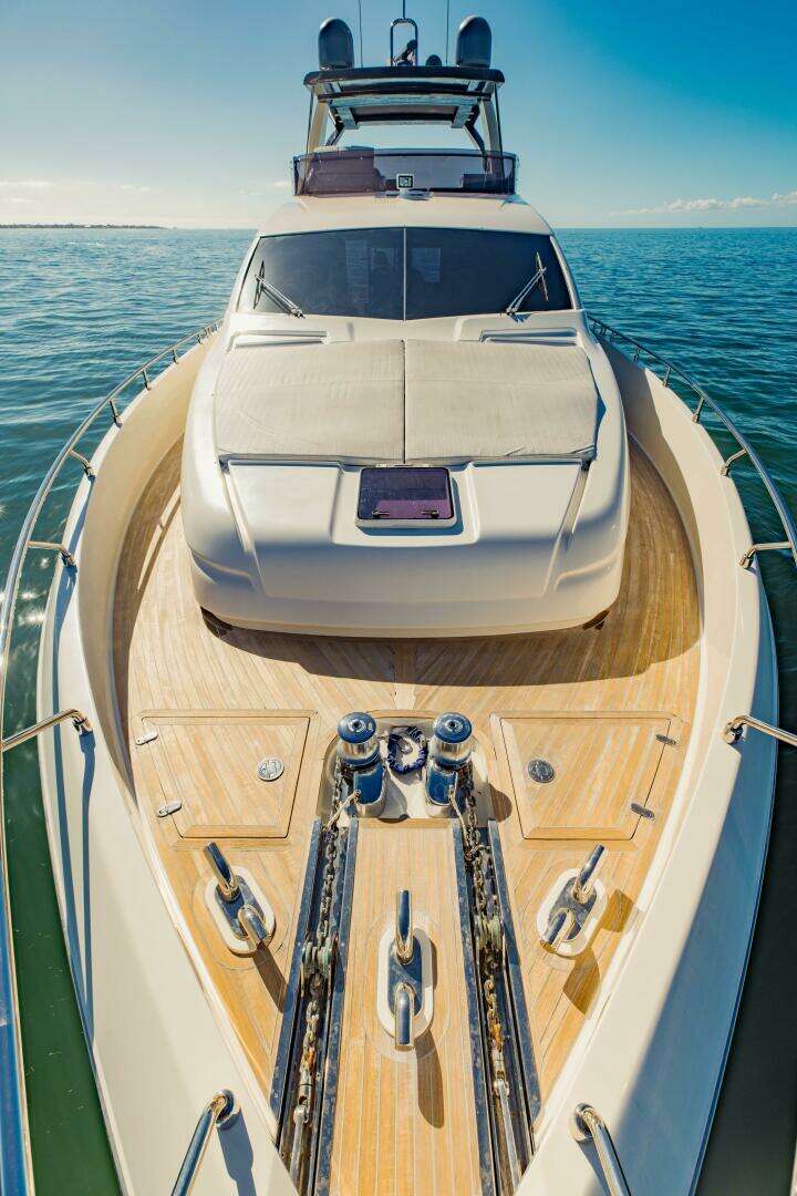 2017 Ferretti Yachts 750 - Image 31