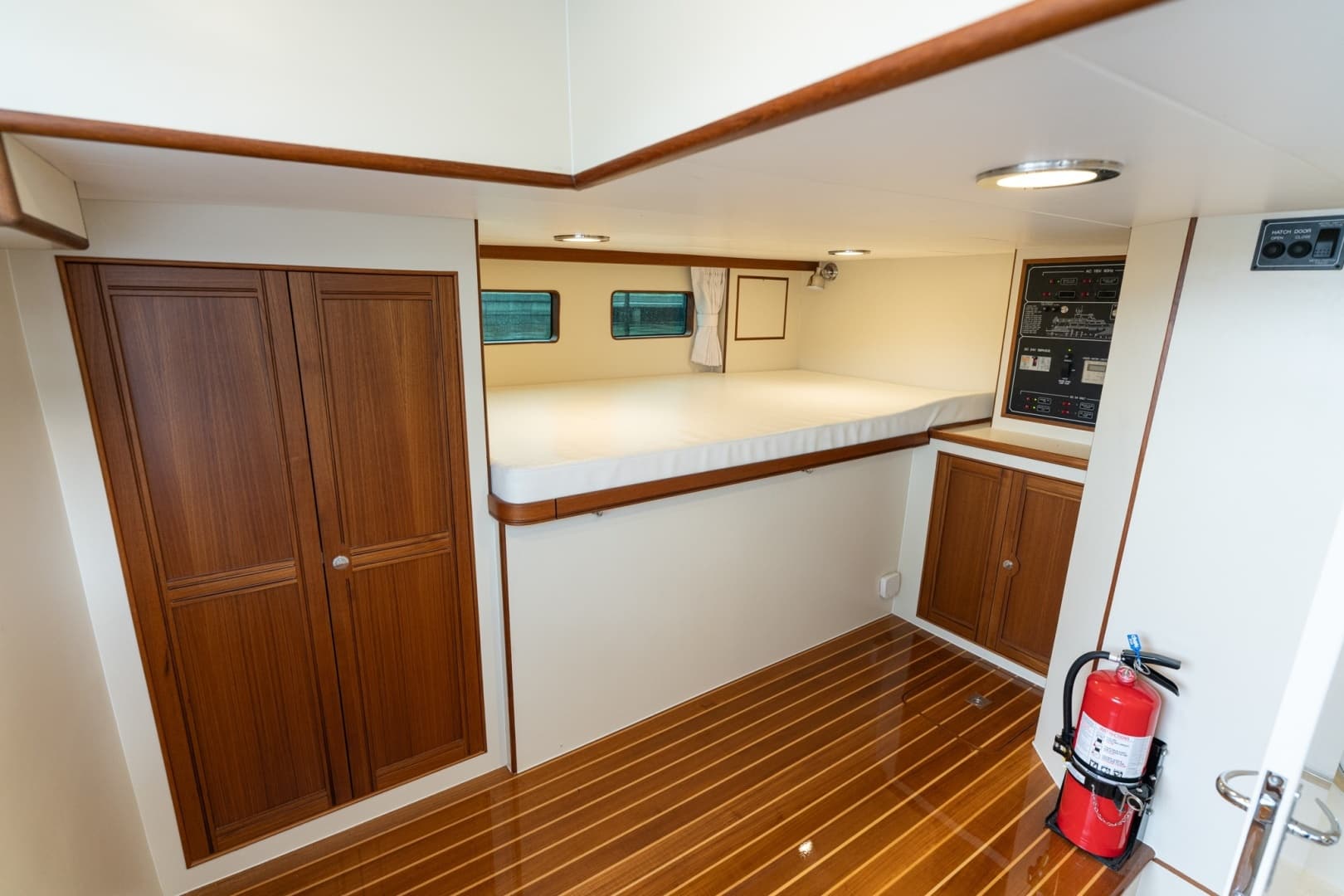 2022 Marlow Explorer 62E - Image 81