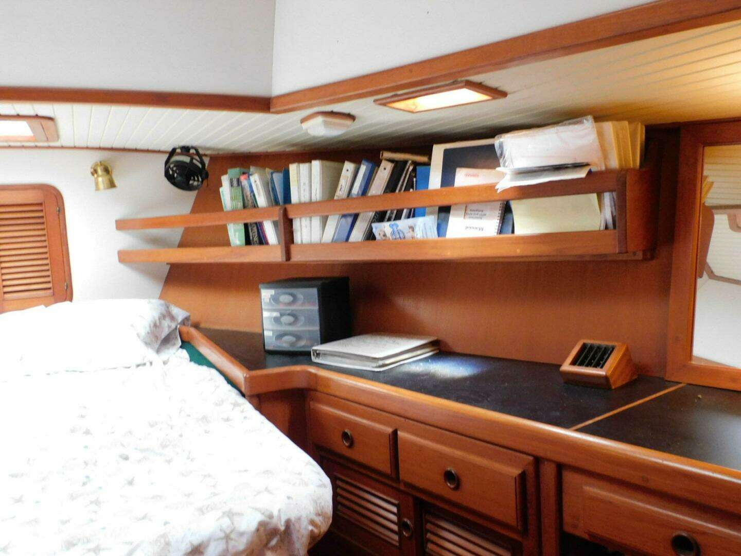 1988 Hans Christian 45 Independence Trawler - Image 16