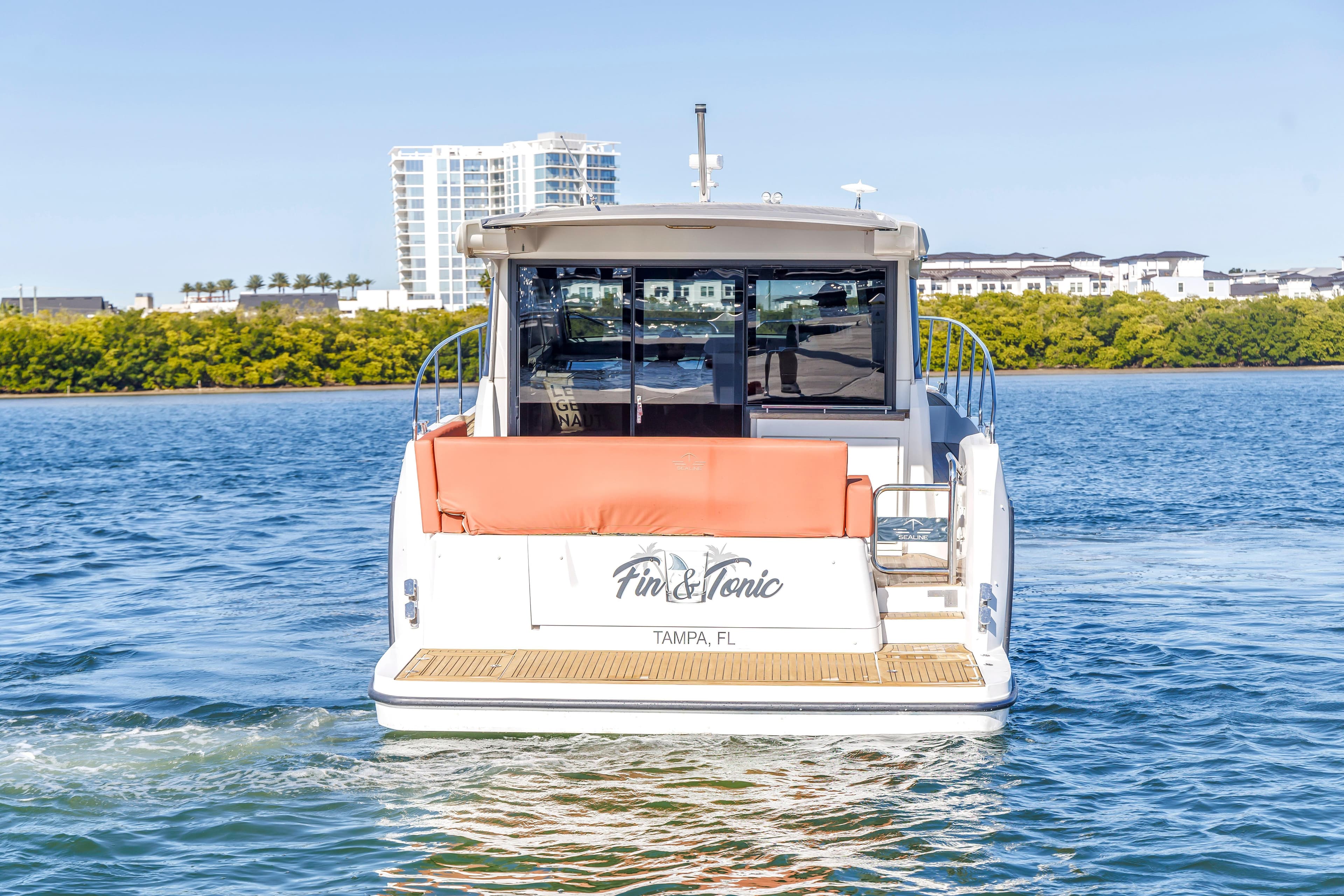 2020 Sealine C390 yacht cruising in Tampa, Florida waters.