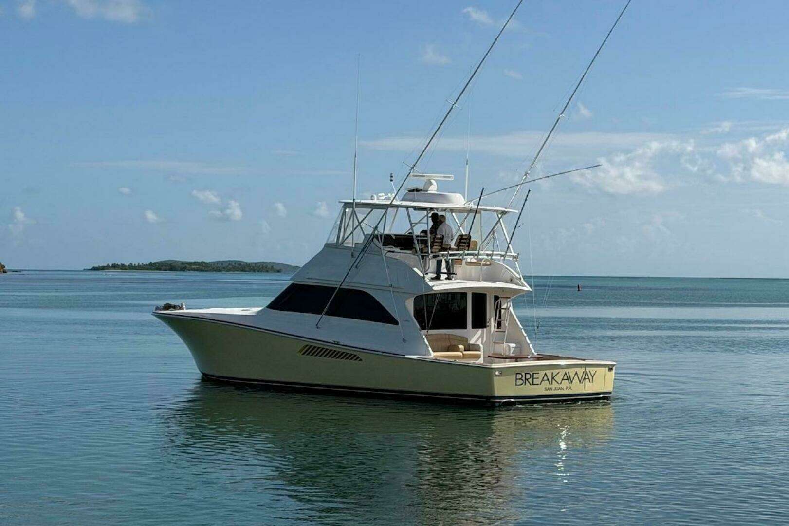 2004 Viking 56 Convertible - Image 9
