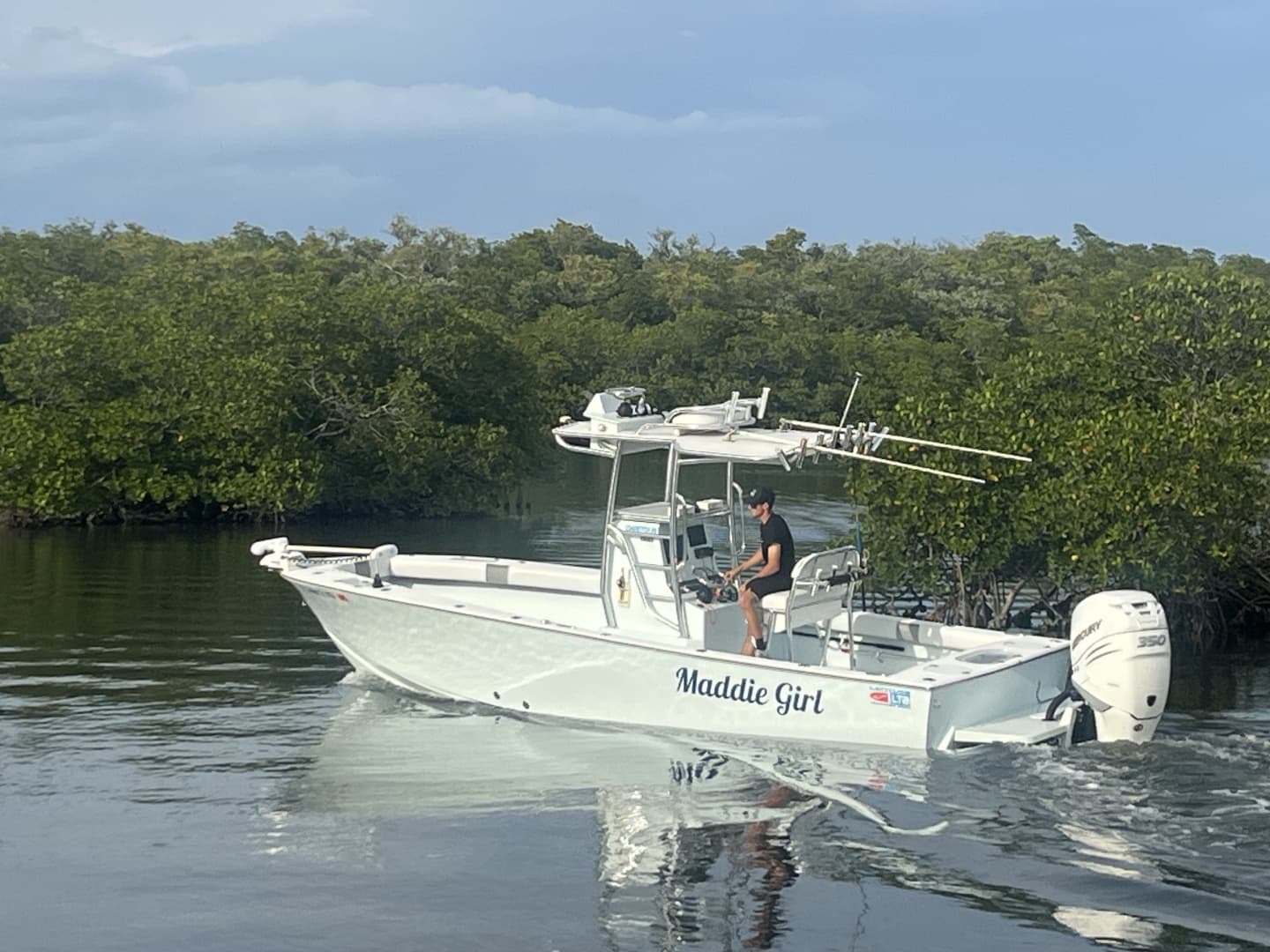2022 Latitude Tournament Boats 25 Center Console - Image 16