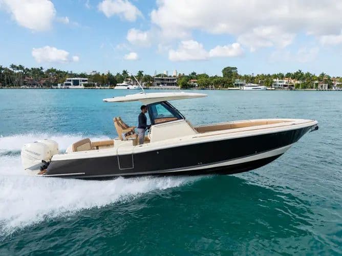 2022 Chris-craft Catalina 30 - Image 1