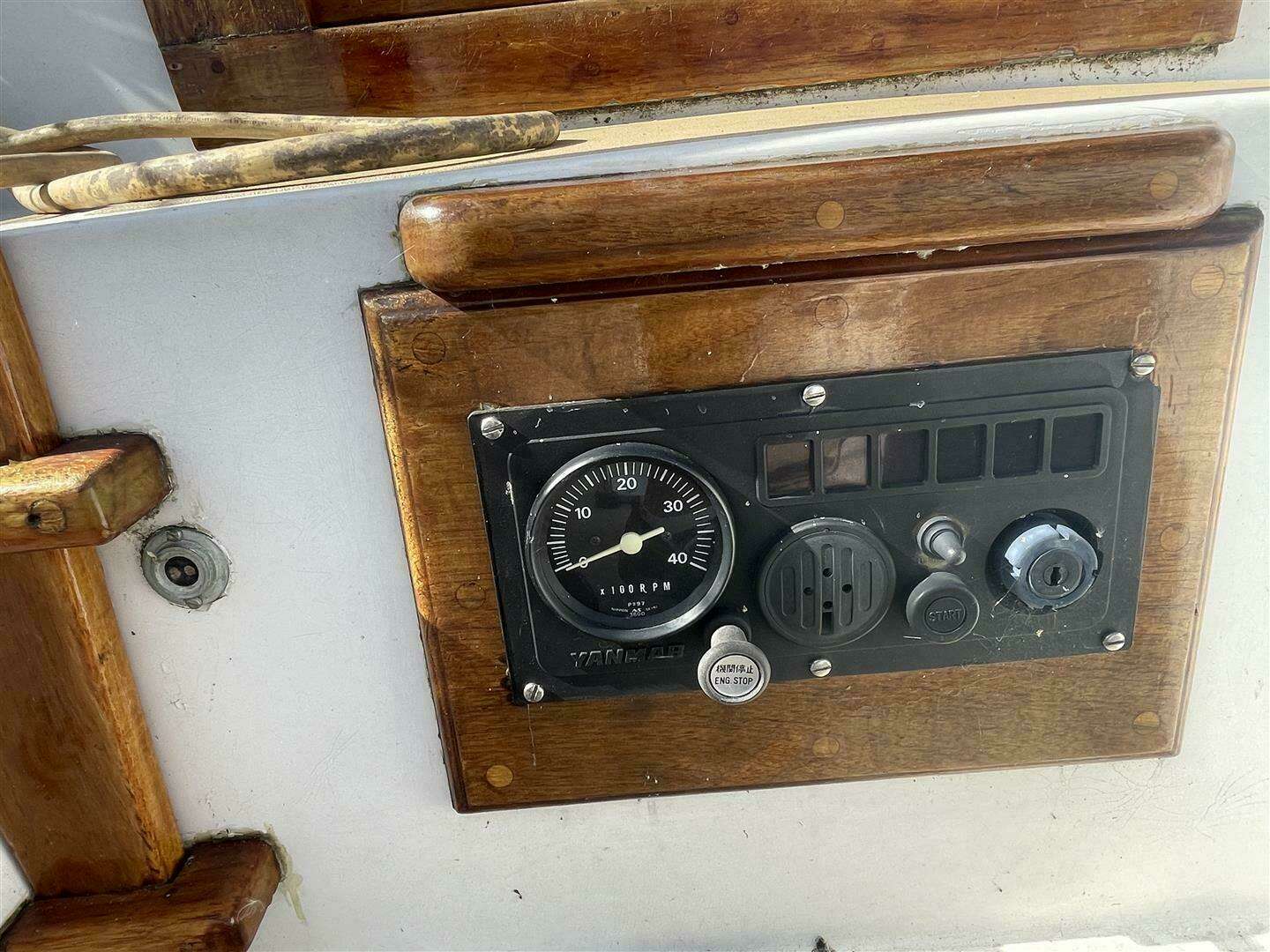 1978 Vineyard Vixen 29 - Image 9