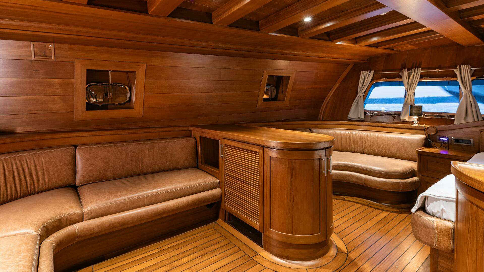 2013 East Yachting Custom - Image 97