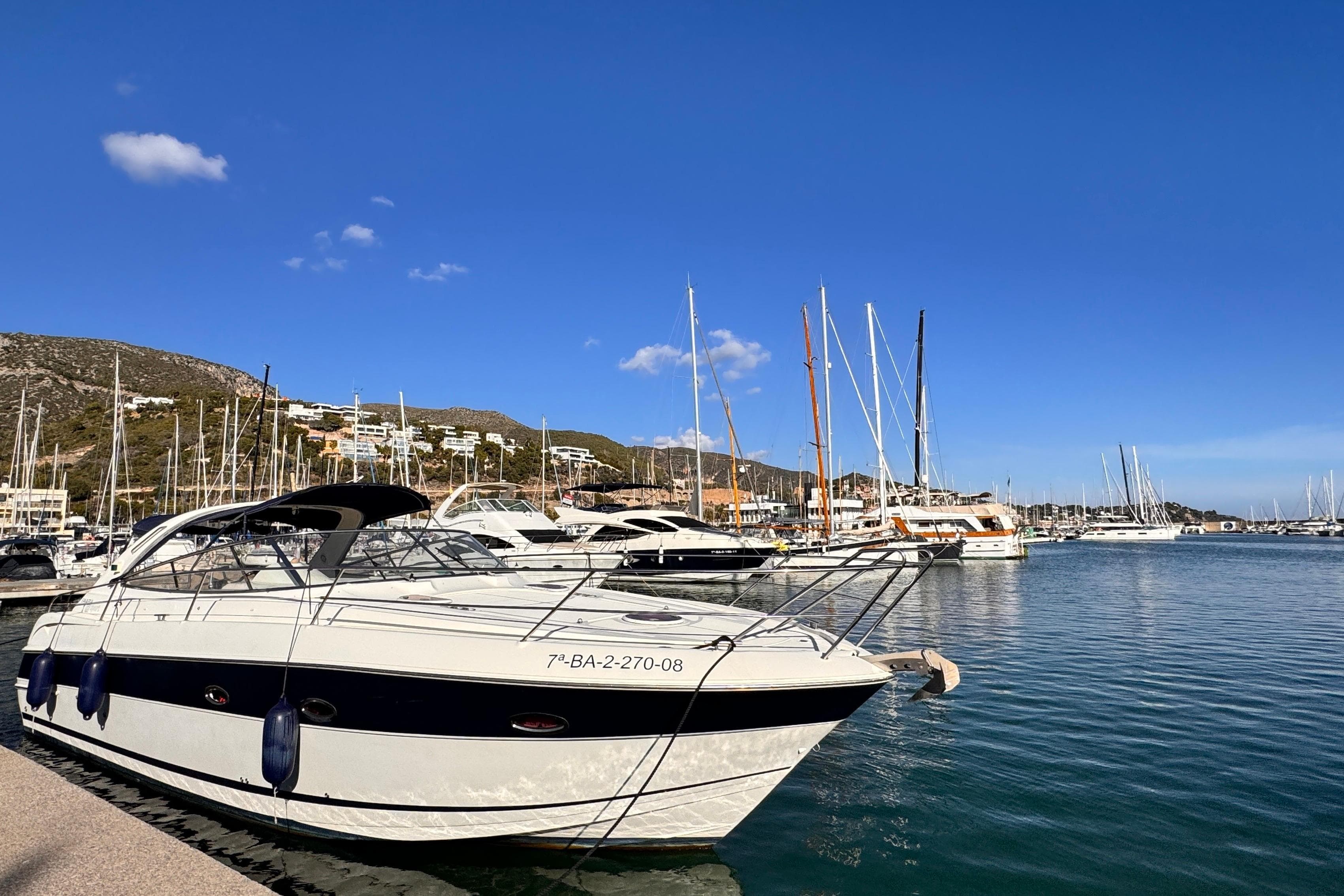 Bavaria 37 sport
