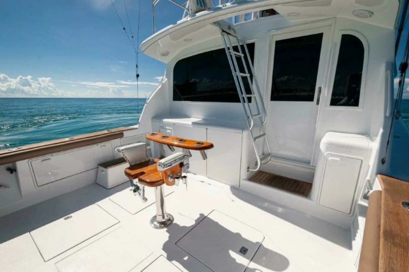 1998 Ocean 48 Super Sport - Image 3