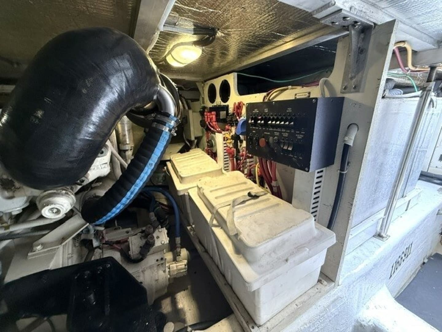 2005 Carver 46 Voyager - Image 85
