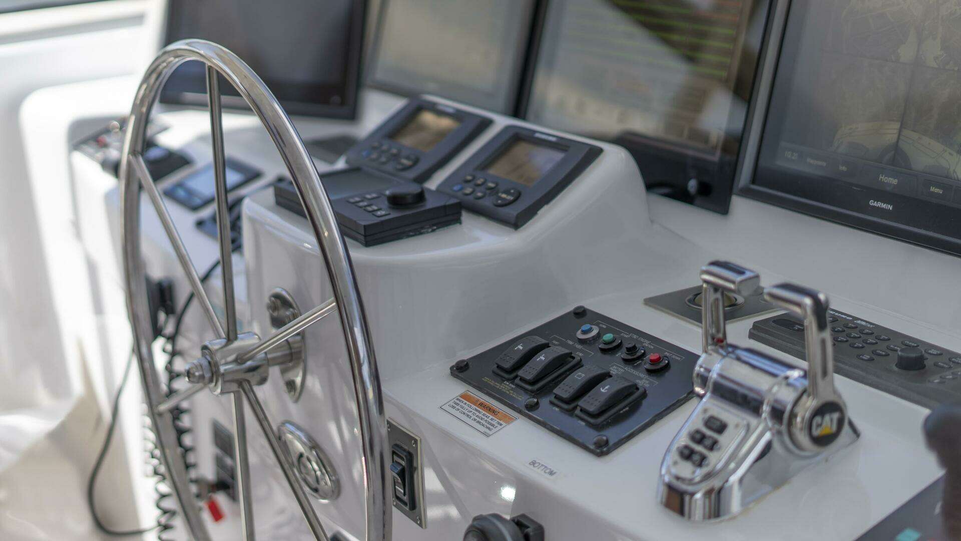 2007 Hatteras 80 - Image 66