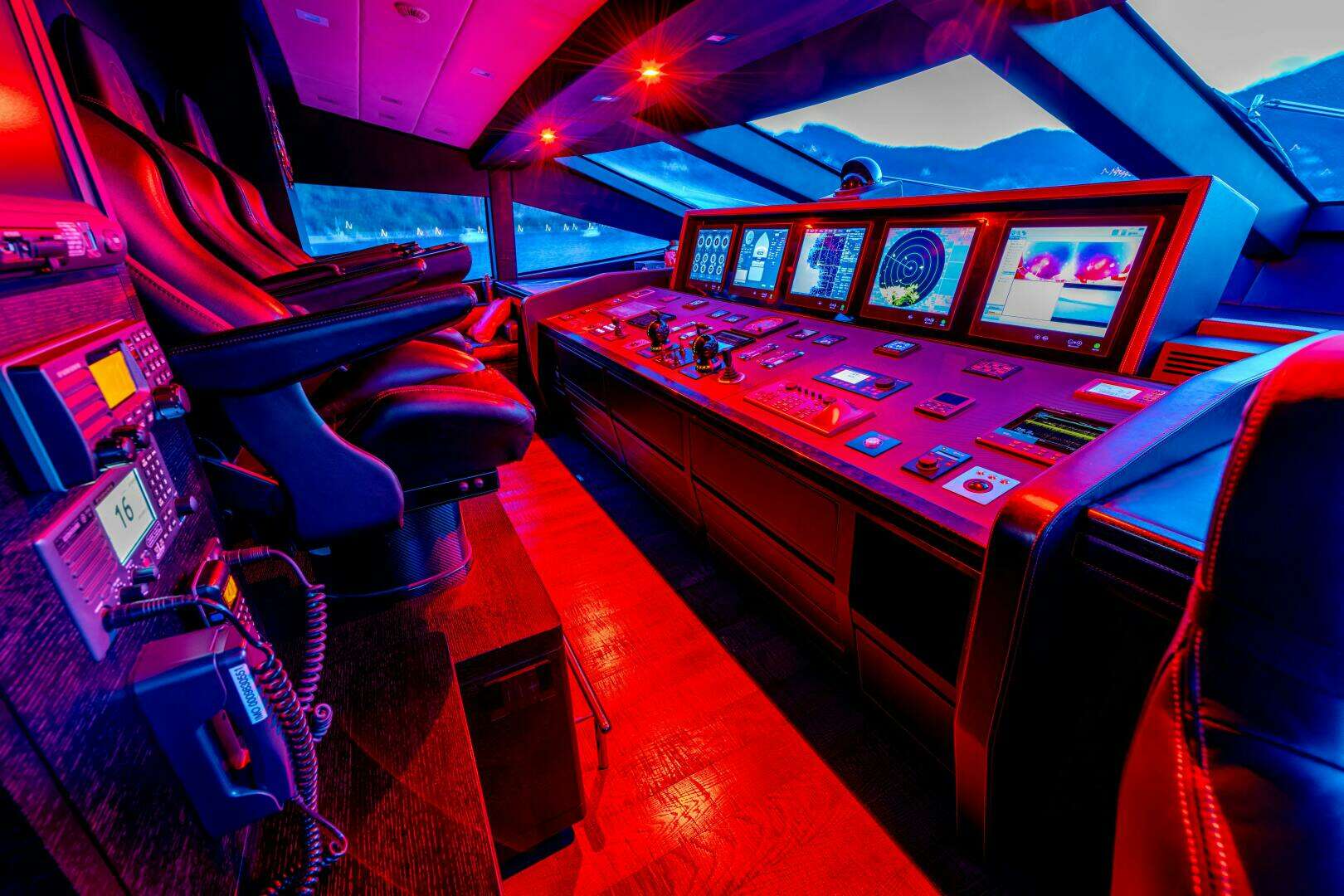 2017 Overmarine Mangusta 165 E - Image 40