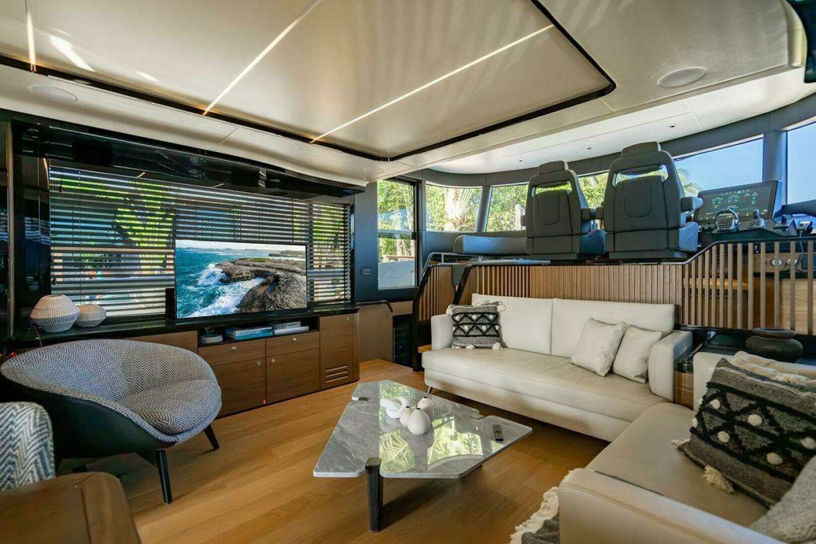 2023 Absolute 64 Navetta - Image 11