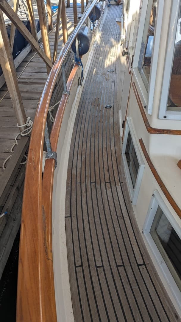 1974 Grand Banks 36 Classic - Image 20