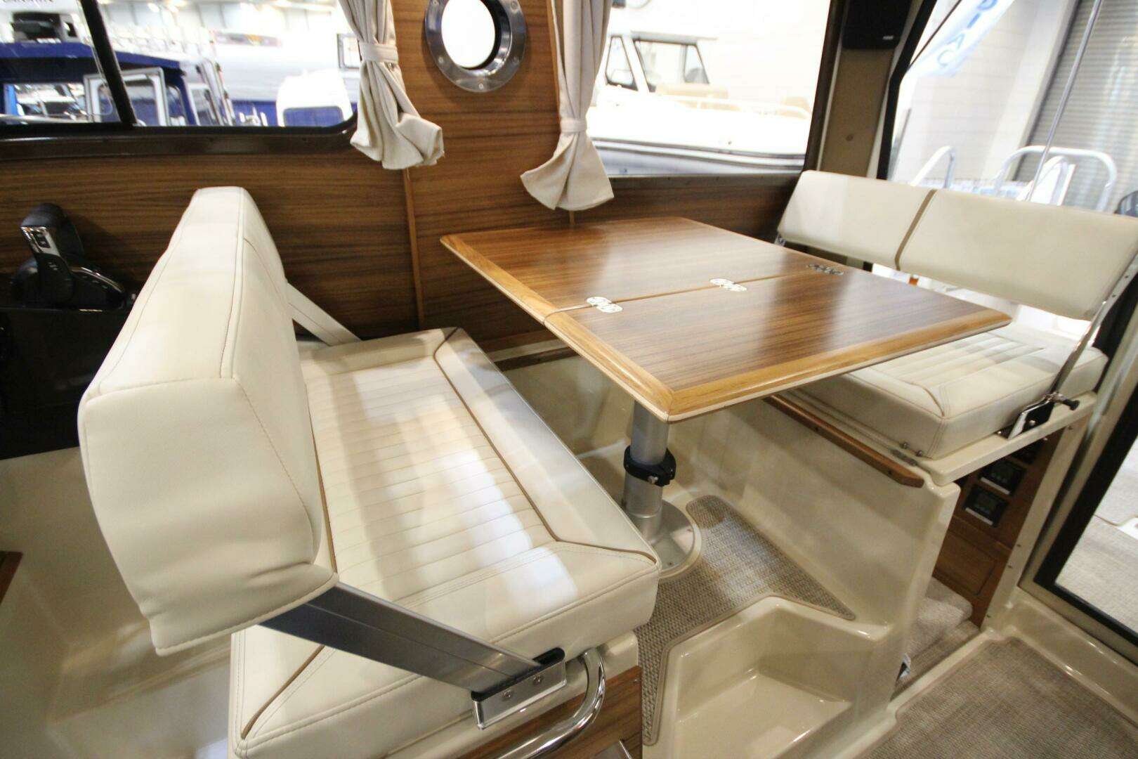 2026 Ranger Tugs R-27 Luxury Edition - Image 16