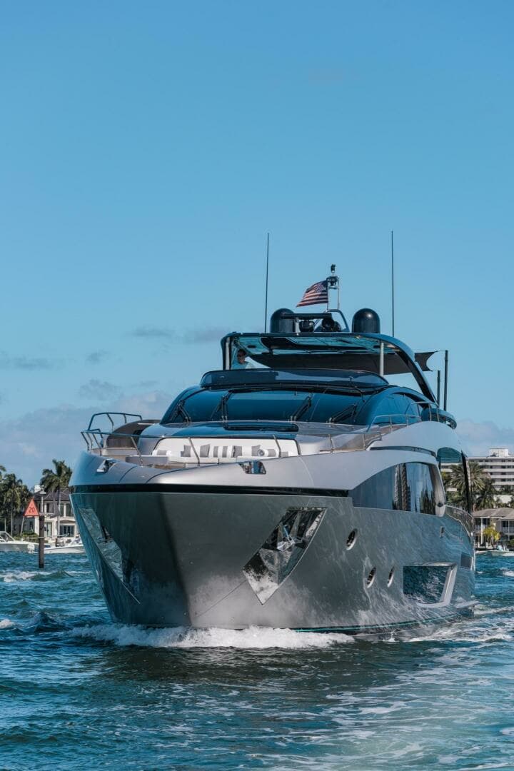 2019 Riva — - Image 27