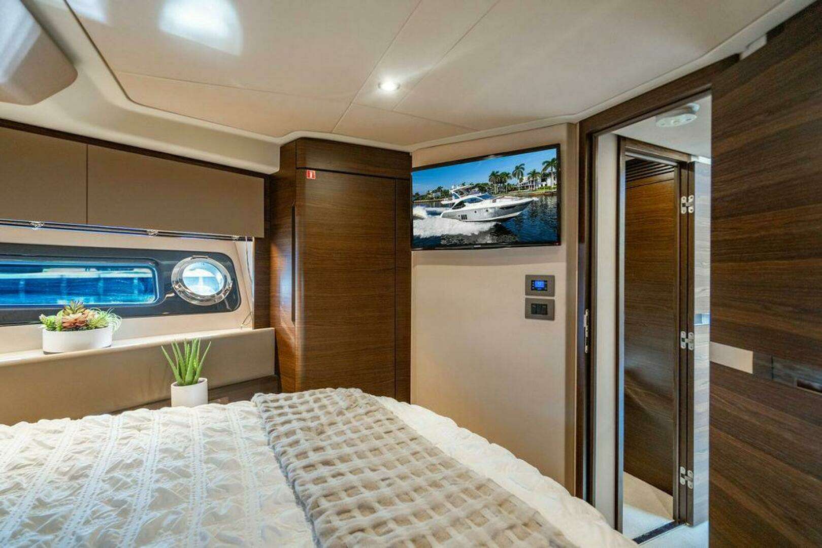 2015 Azimut Fly 50 - Image 87