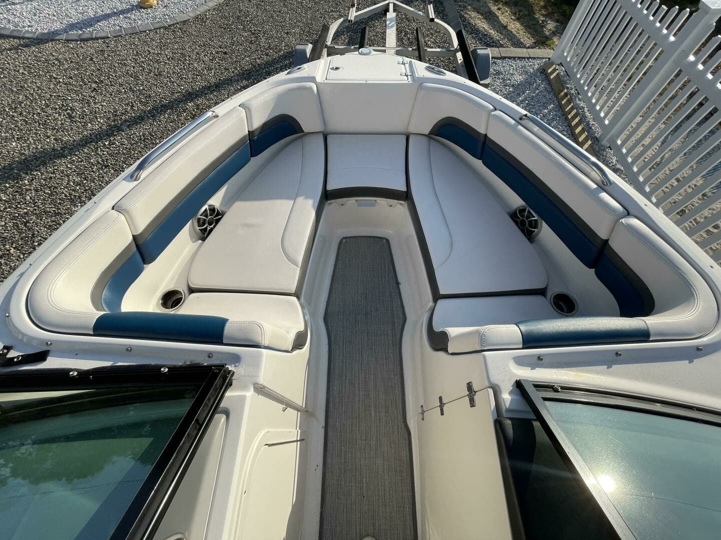 2016 Chaparral 223 Vortex - Image 4