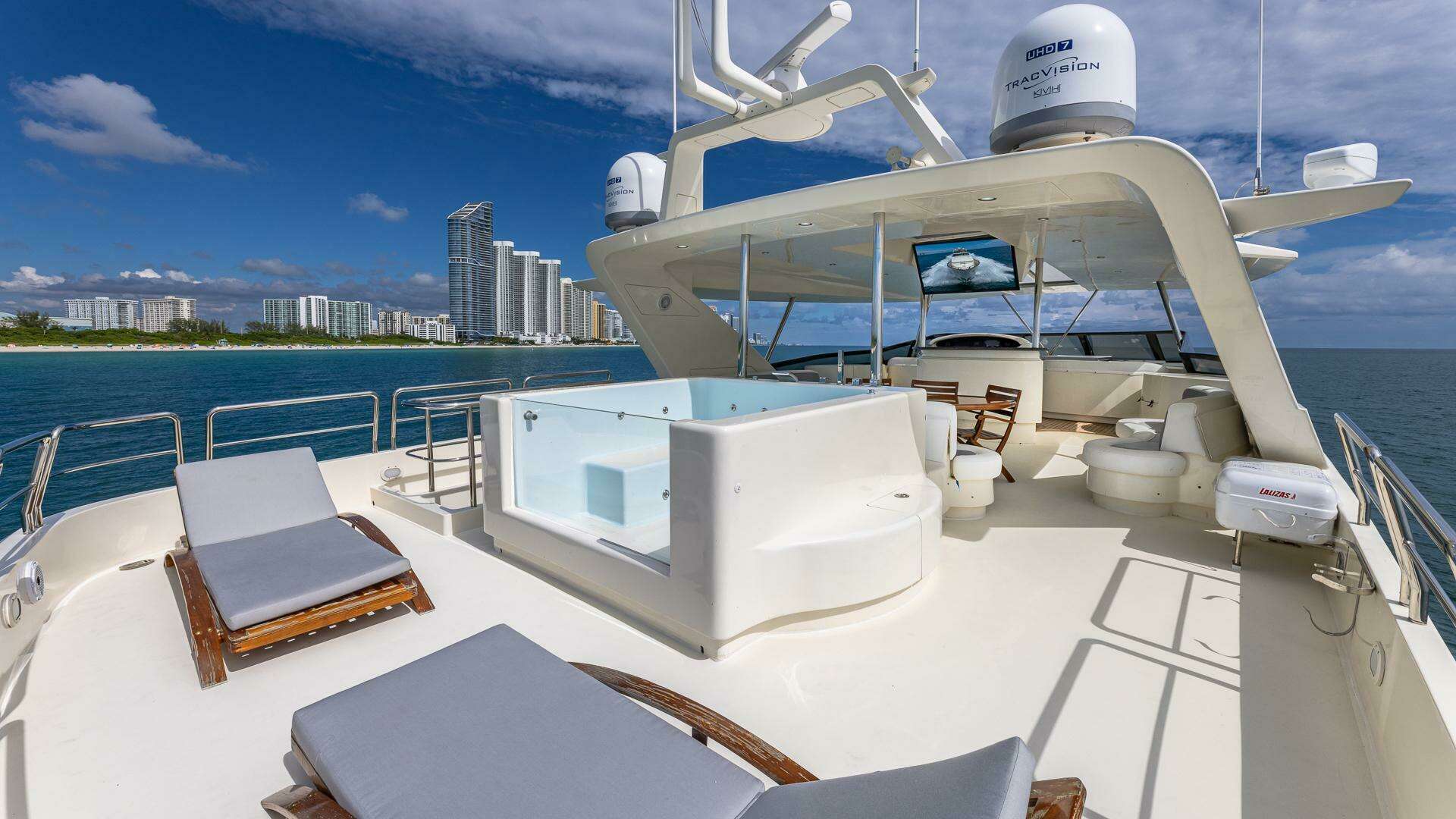2000 Azimut — - Image 28