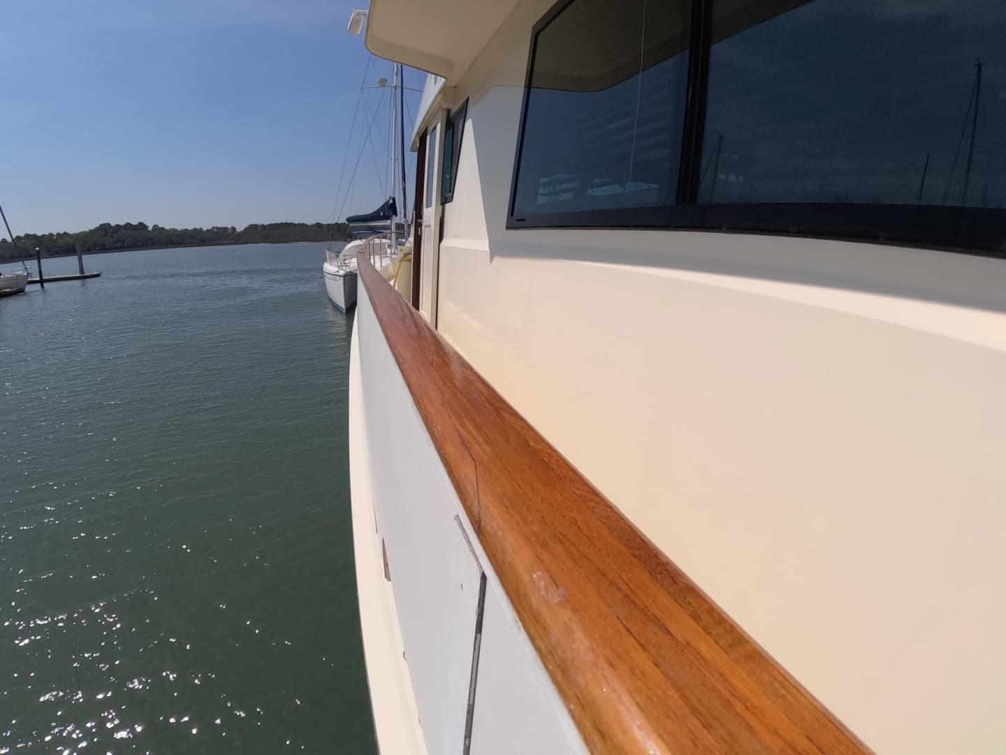 1987 Hatteras Motor Yacht - Image 44