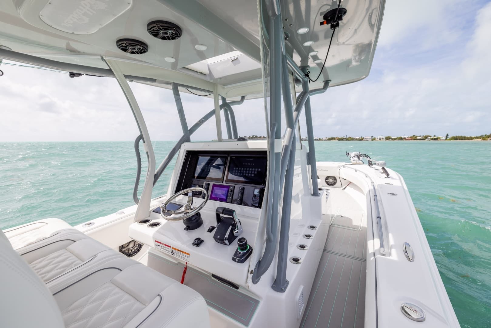 2025 SeaHunter Floridian - Image 27