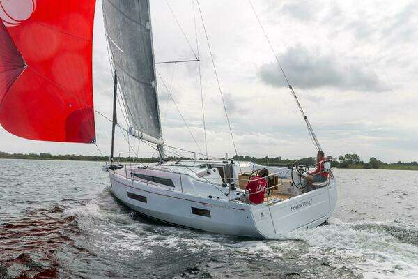 2026 Beneteau Oceanis 40.1 FIRST LINE - Image 1