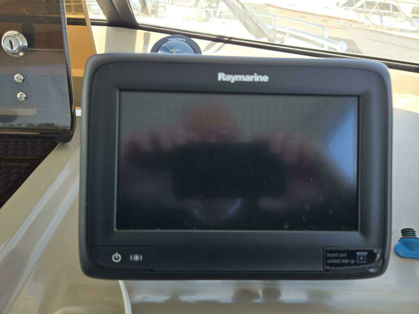 2005 Bayliner 289 EC - Image 23