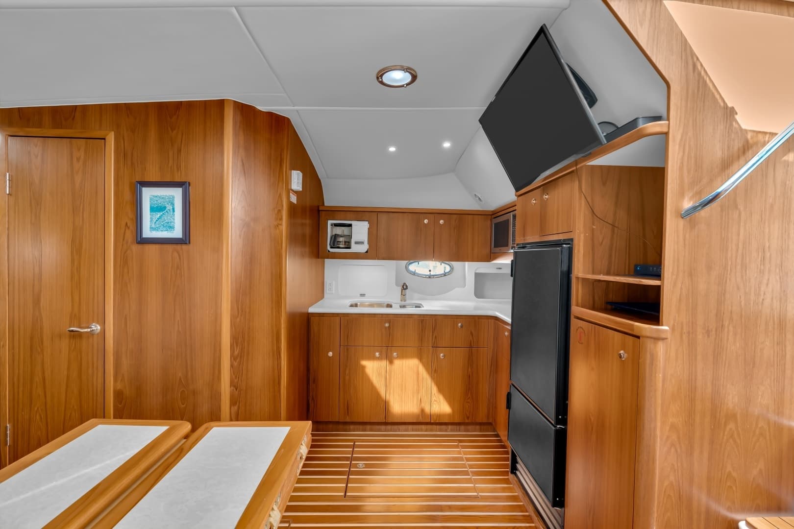 2002 Tiara Yachts 4100 Open - Image 45