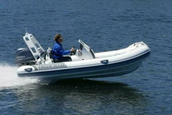 2025 Highfield Sport 420 - Image 1