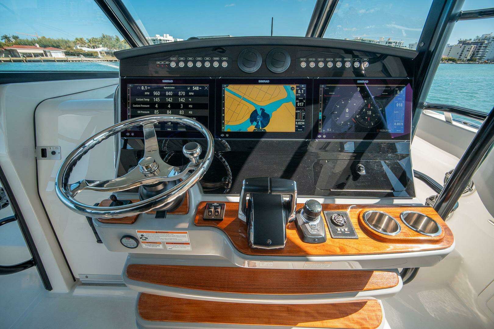 2023 Boston Whaler 420 Outrage - Image 18