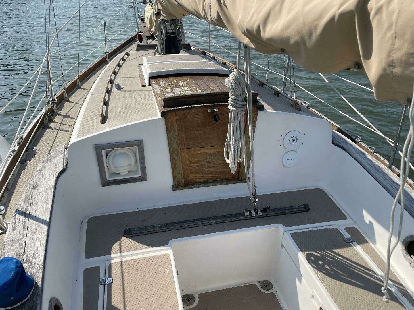 1979 Shannon 28 Cutter - Image 6