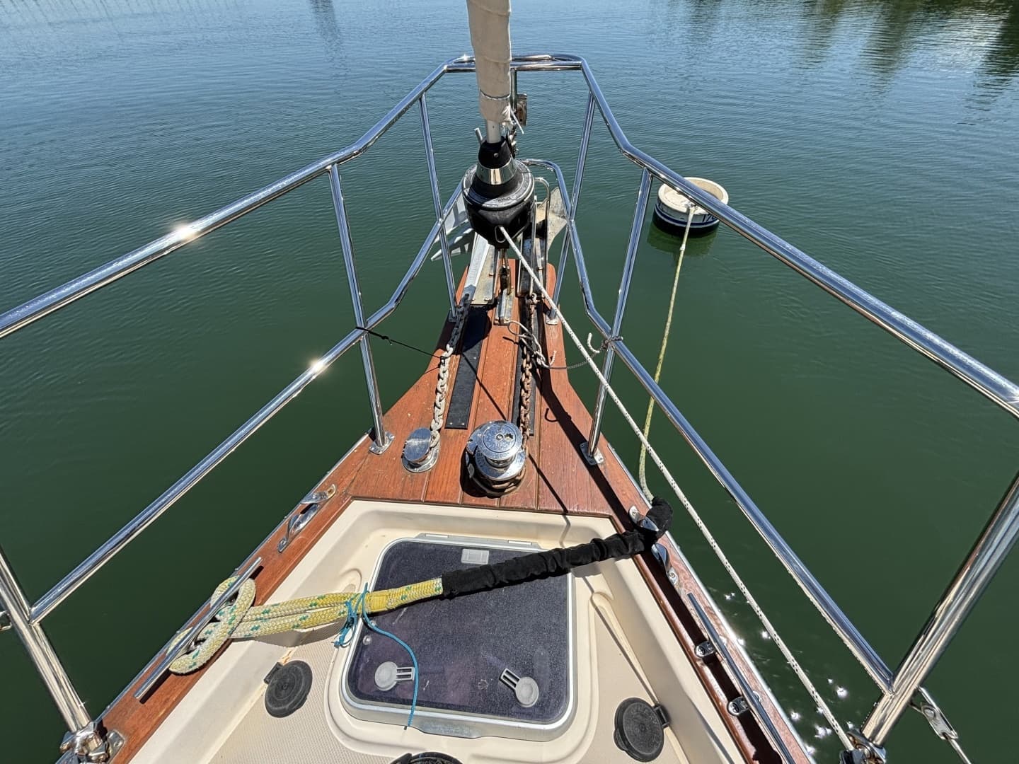 2015 Island Packet — - Image 24