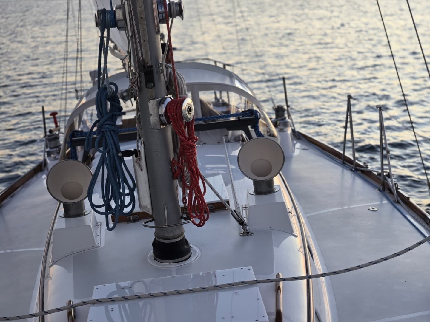 1970 Hinckley Bermuda 40 - Image 10