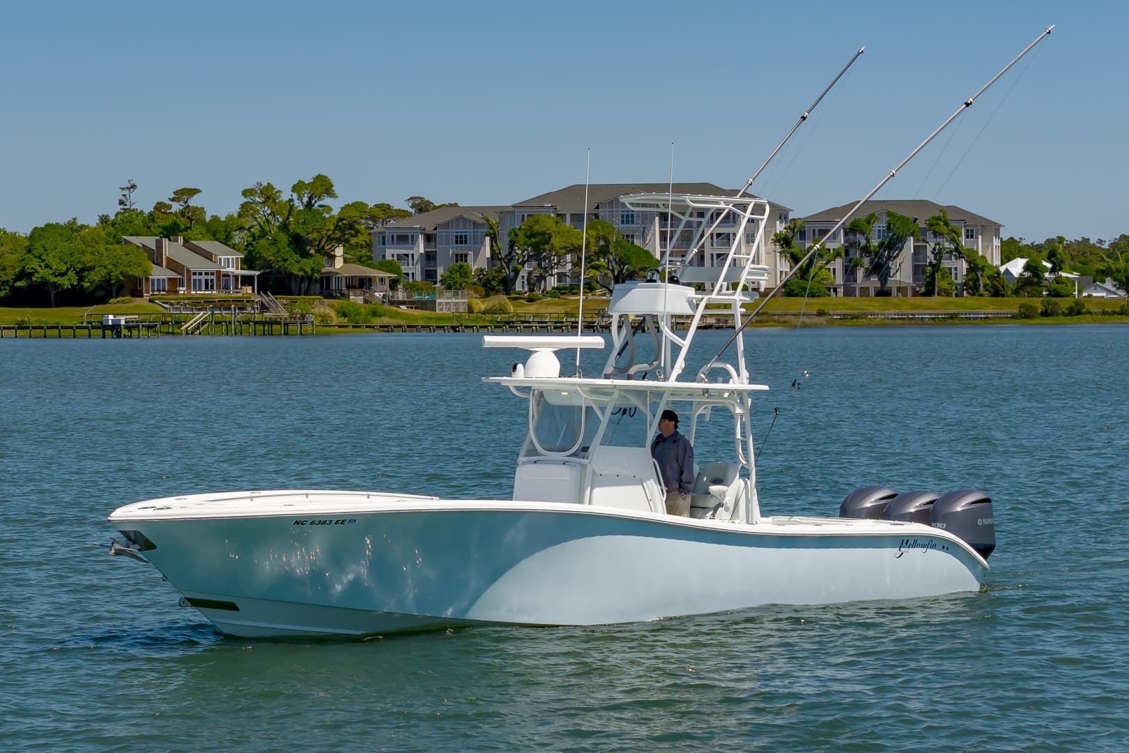 2015 Yellowfin 36 Offshore - Image 52