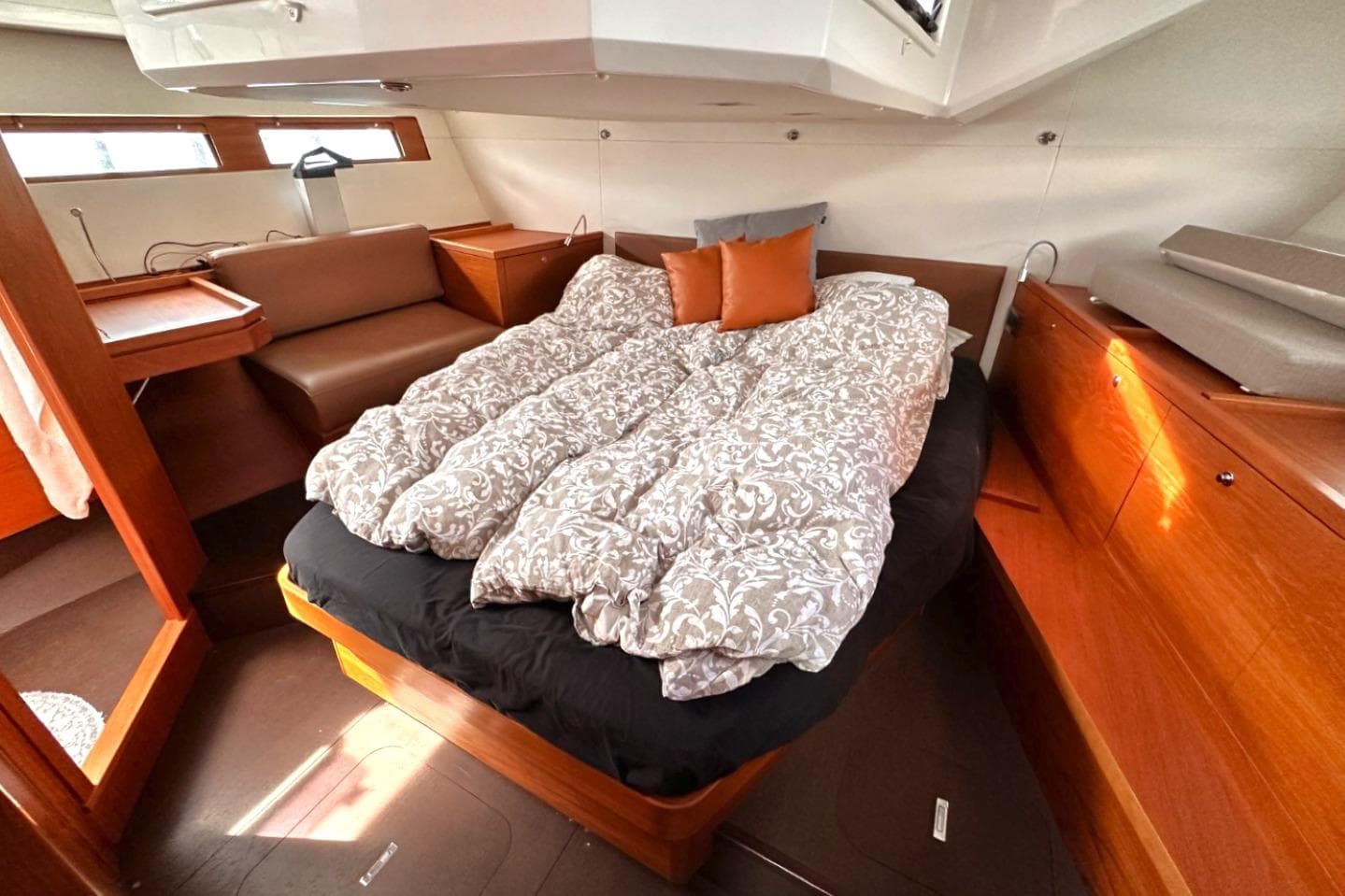 Luxurious cabin interior of 2021 Wauquiez Pilot Saloon 48 yacht.