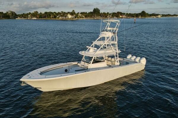 2019 Yellowfin 42 Offshore