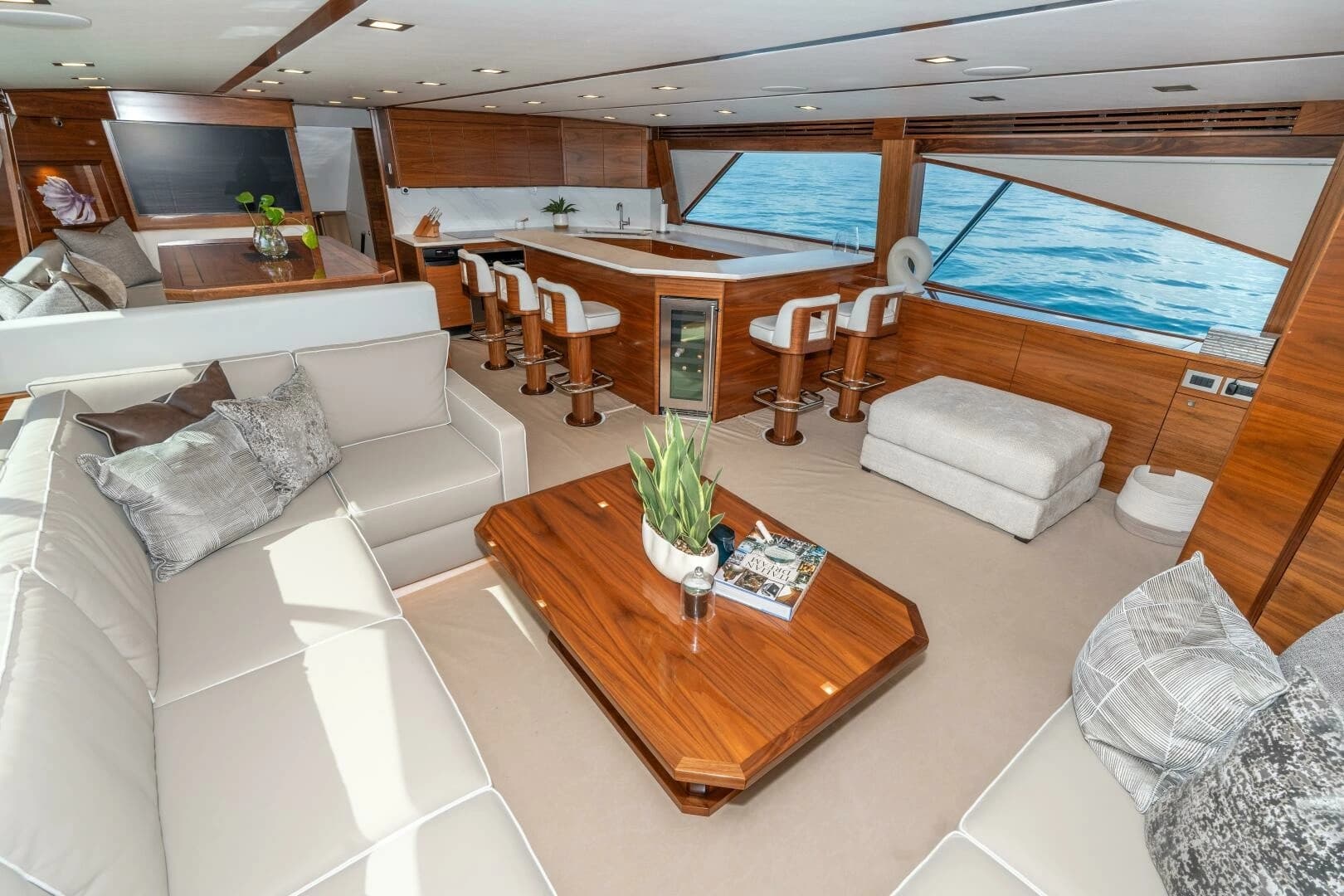 2025 Viking 90C - Image 24