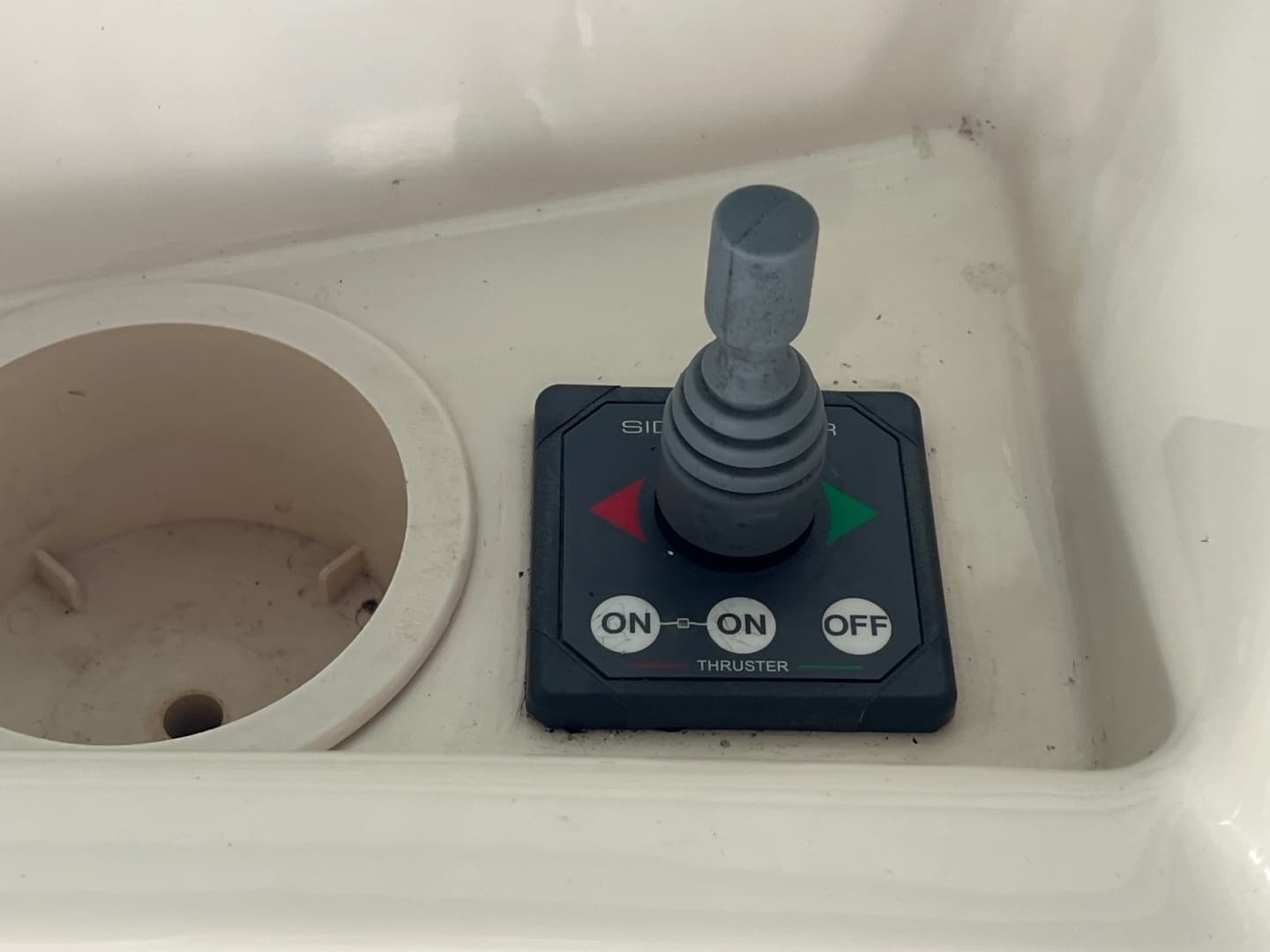 2006 Mainship 34 Trawler - Image 27