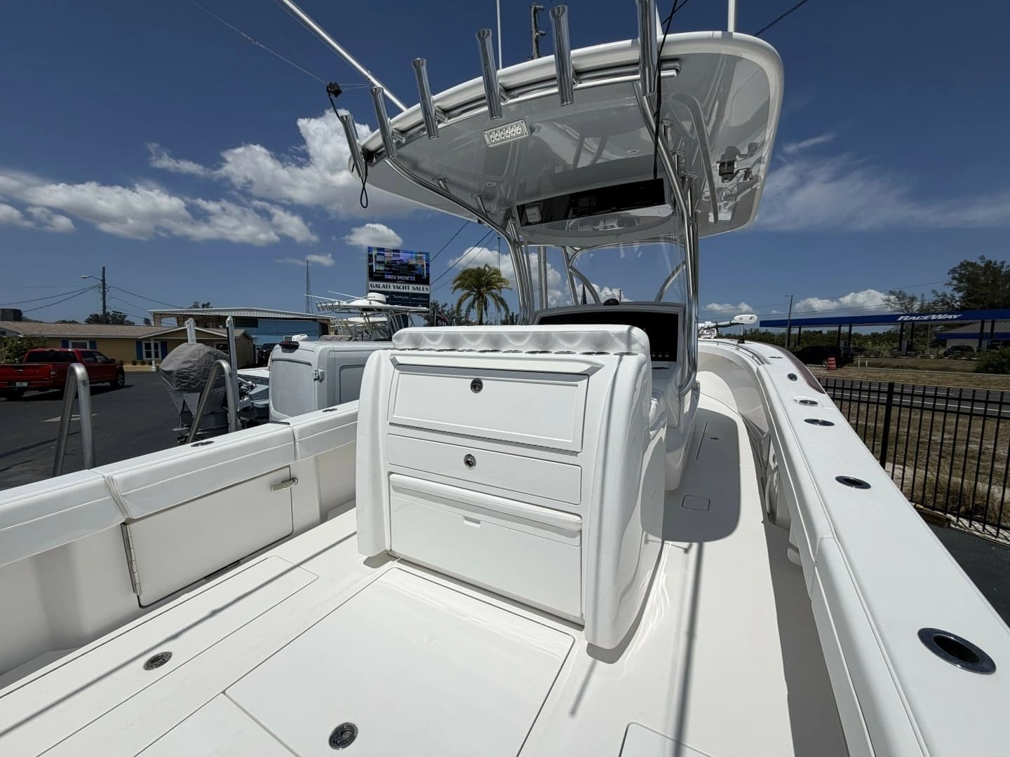 2023 Valhalla Boatworks V33 - Image 13
