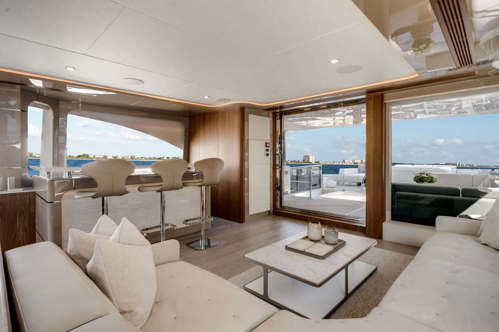 2026 Ocean Alexander 30R - Image 11