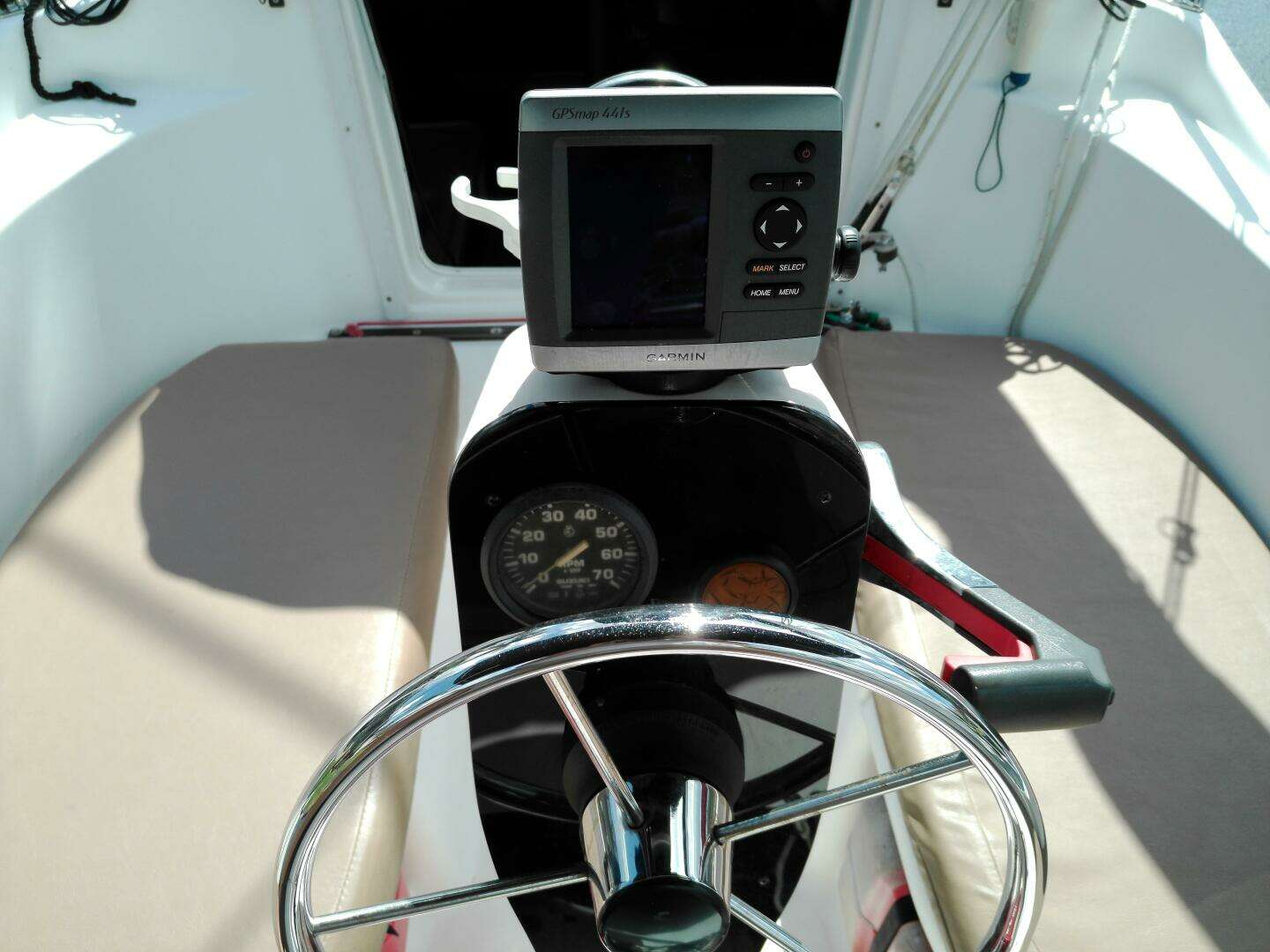 2010 Macgregor — - Image 14