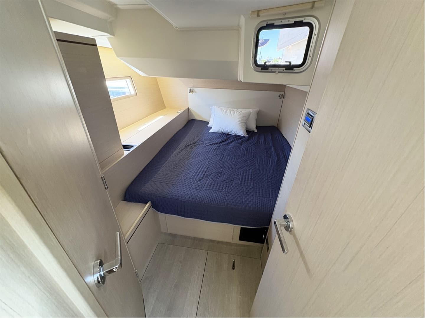 2020 Beneteau Oceanis 51.1 - Image 33