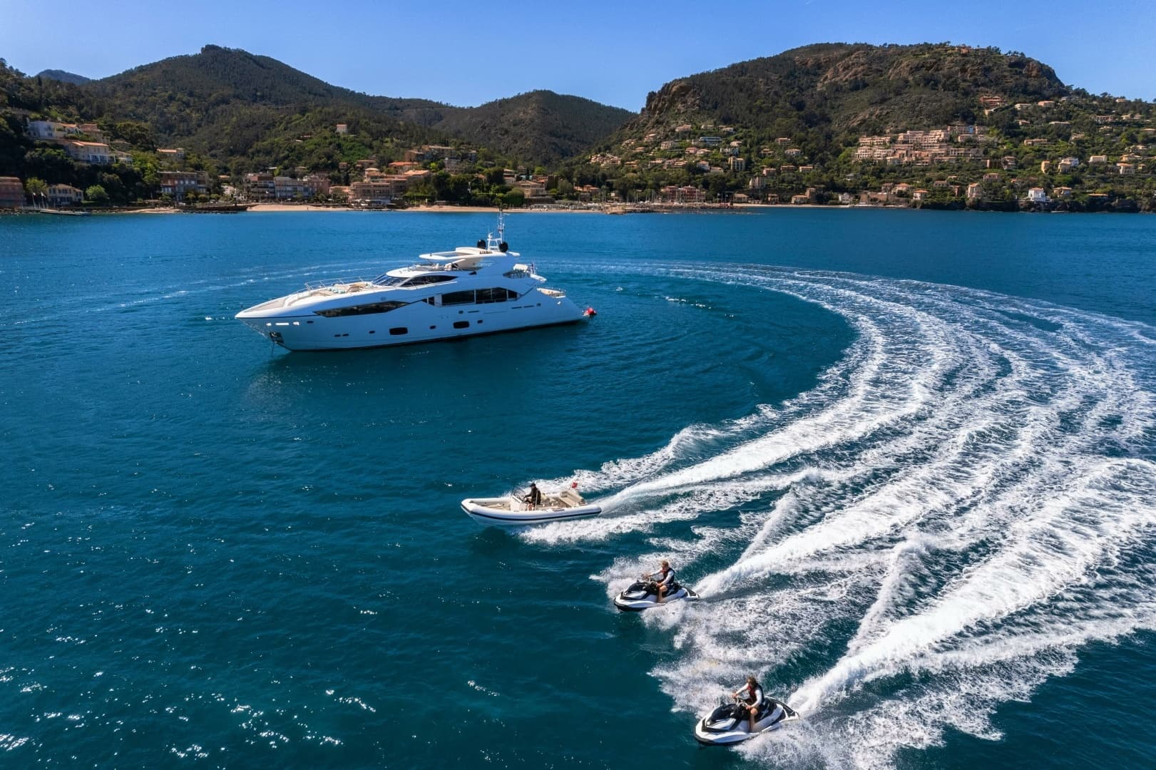 2014 Sunseeker Sunseeker 115 Sport Yacht - Image 28