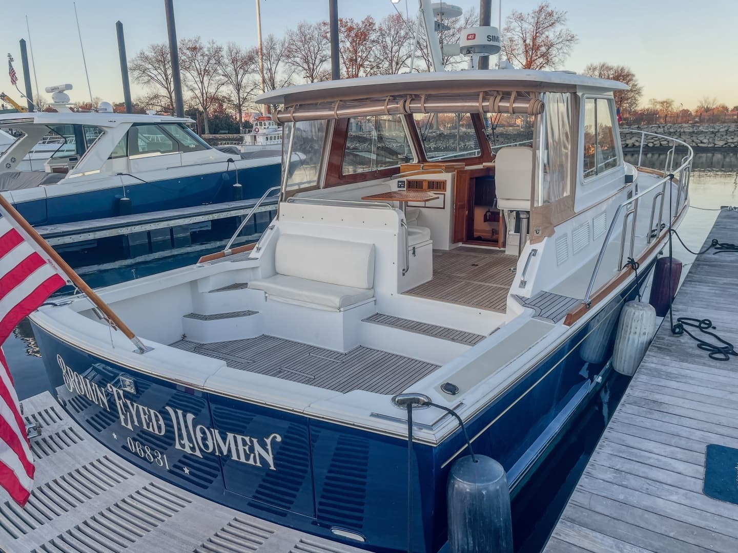2001 Grand Banks Eastbay 38 HX - Image 11
