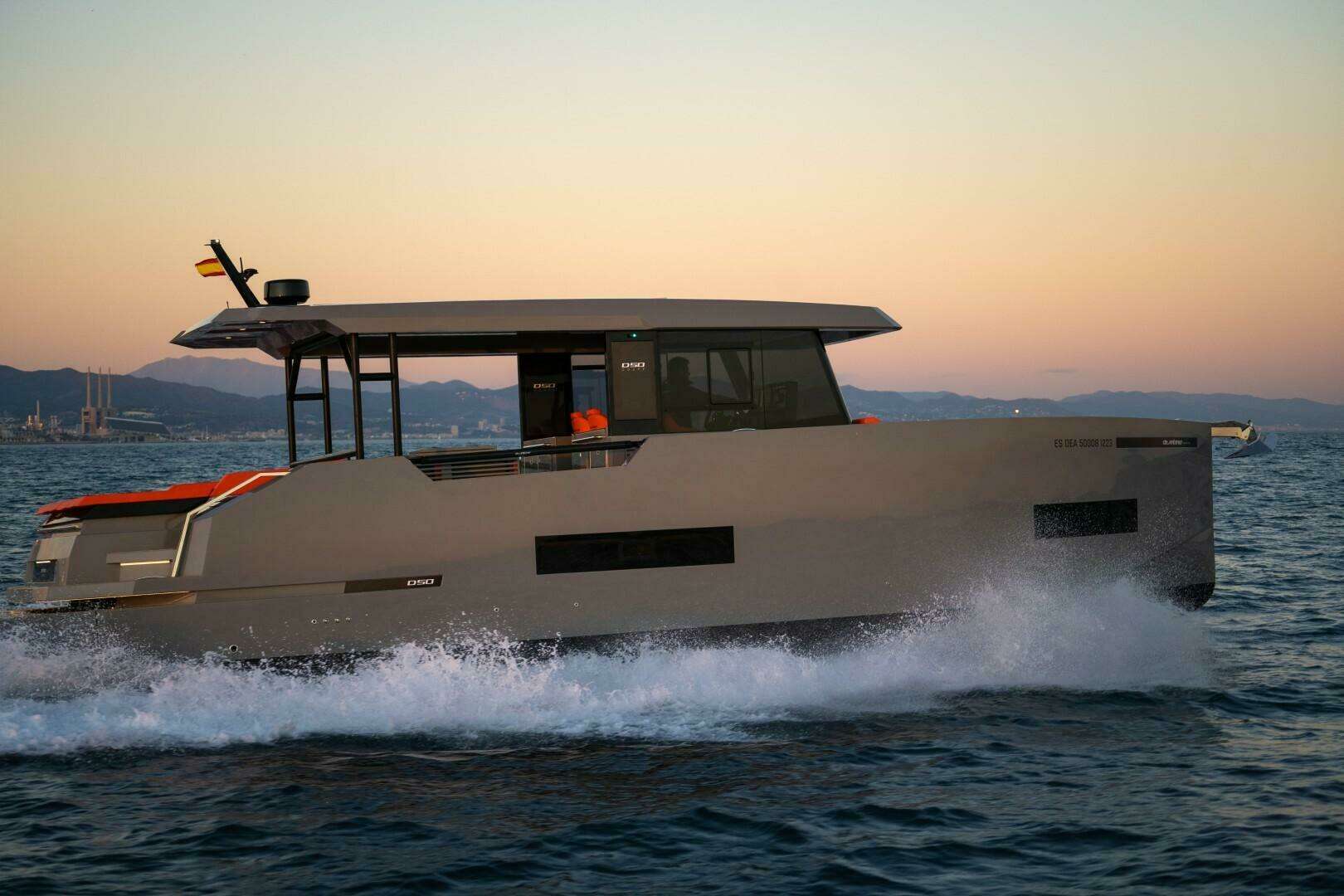 2026 De Antonio Yachts 50 Coupe - Image 2