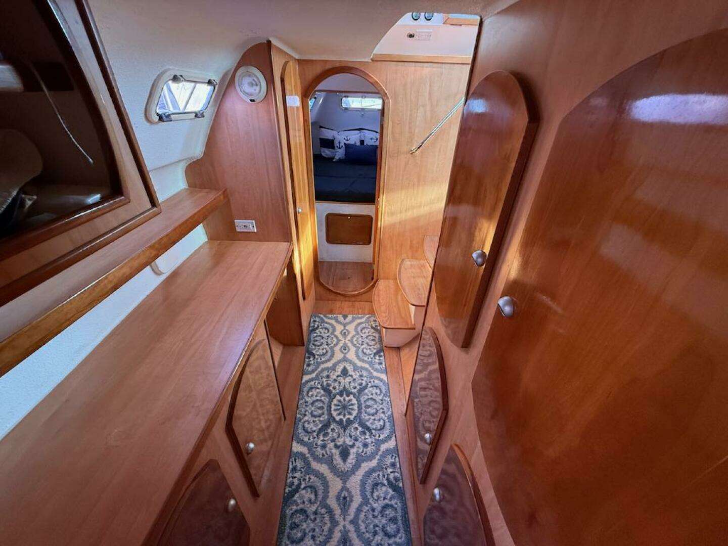 2006 Island Spirit 401 - Image 40