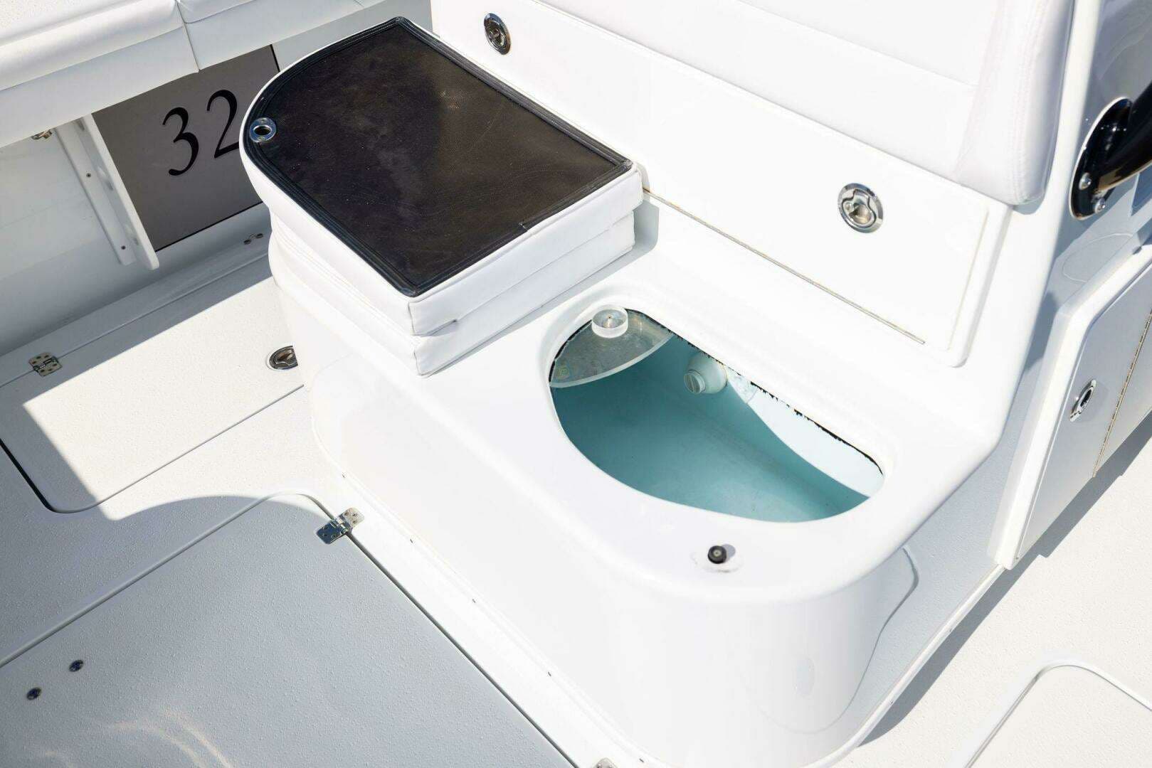 2023 Yellowfin 32 Offshore - Image 58