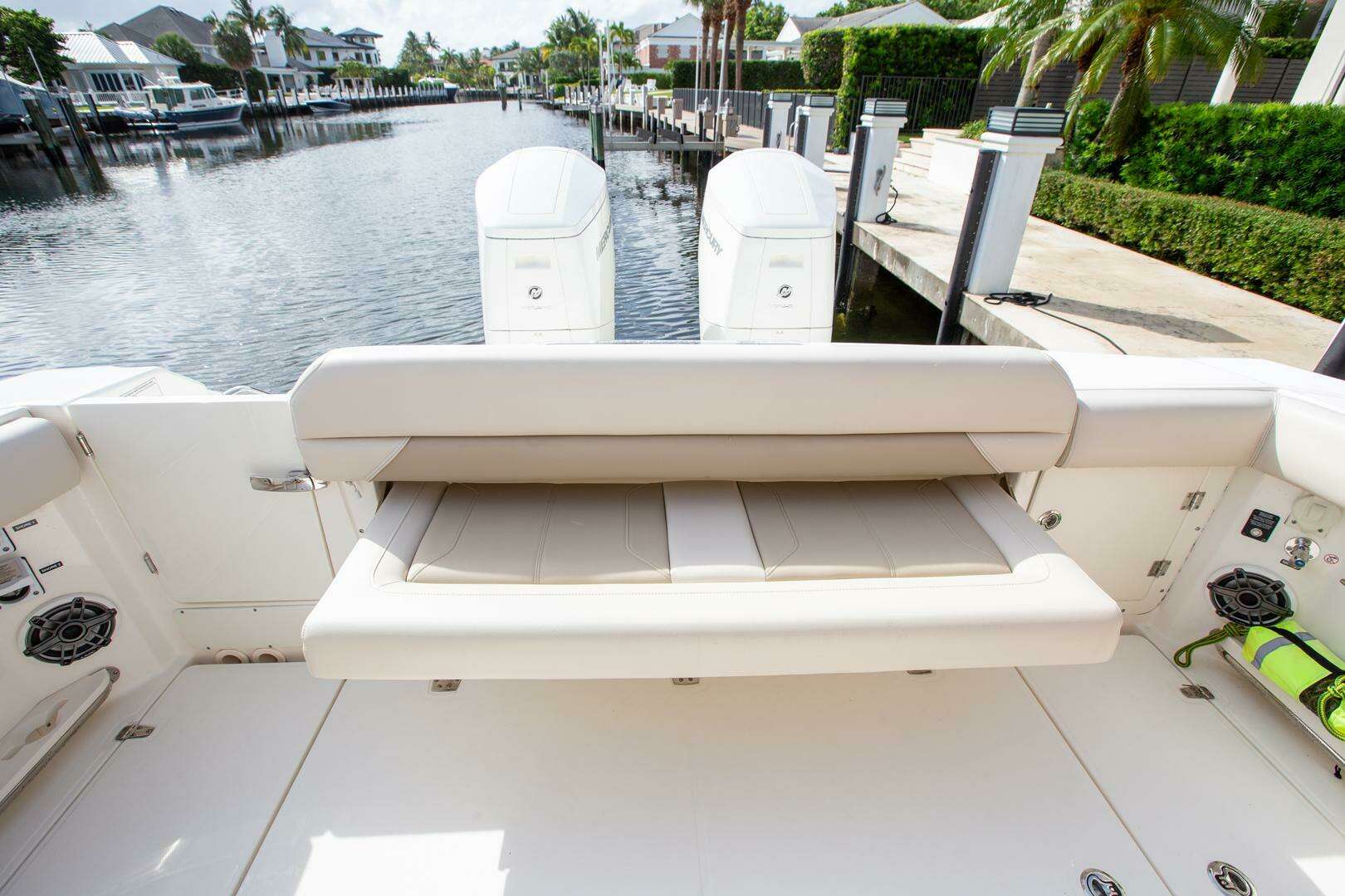 2023 Boston Whaler 380 Outrage - Image 3