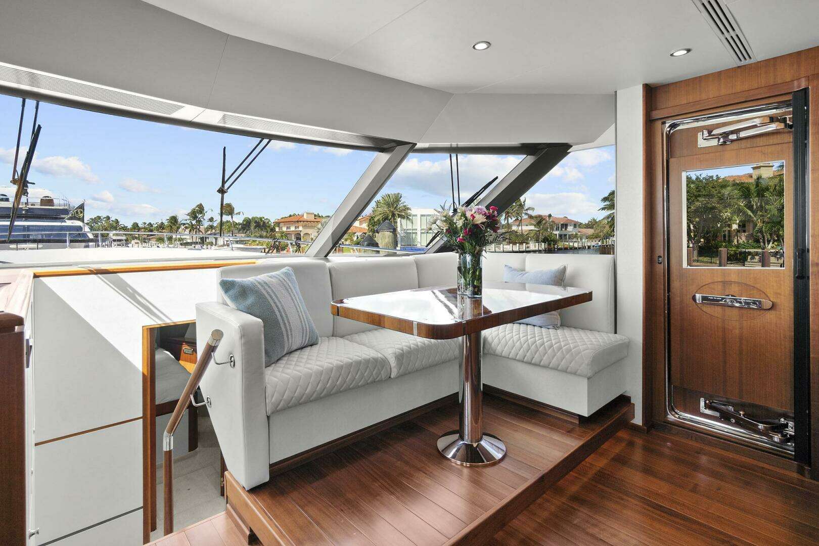 2016 Ocean Alexander 85 E - Image 74