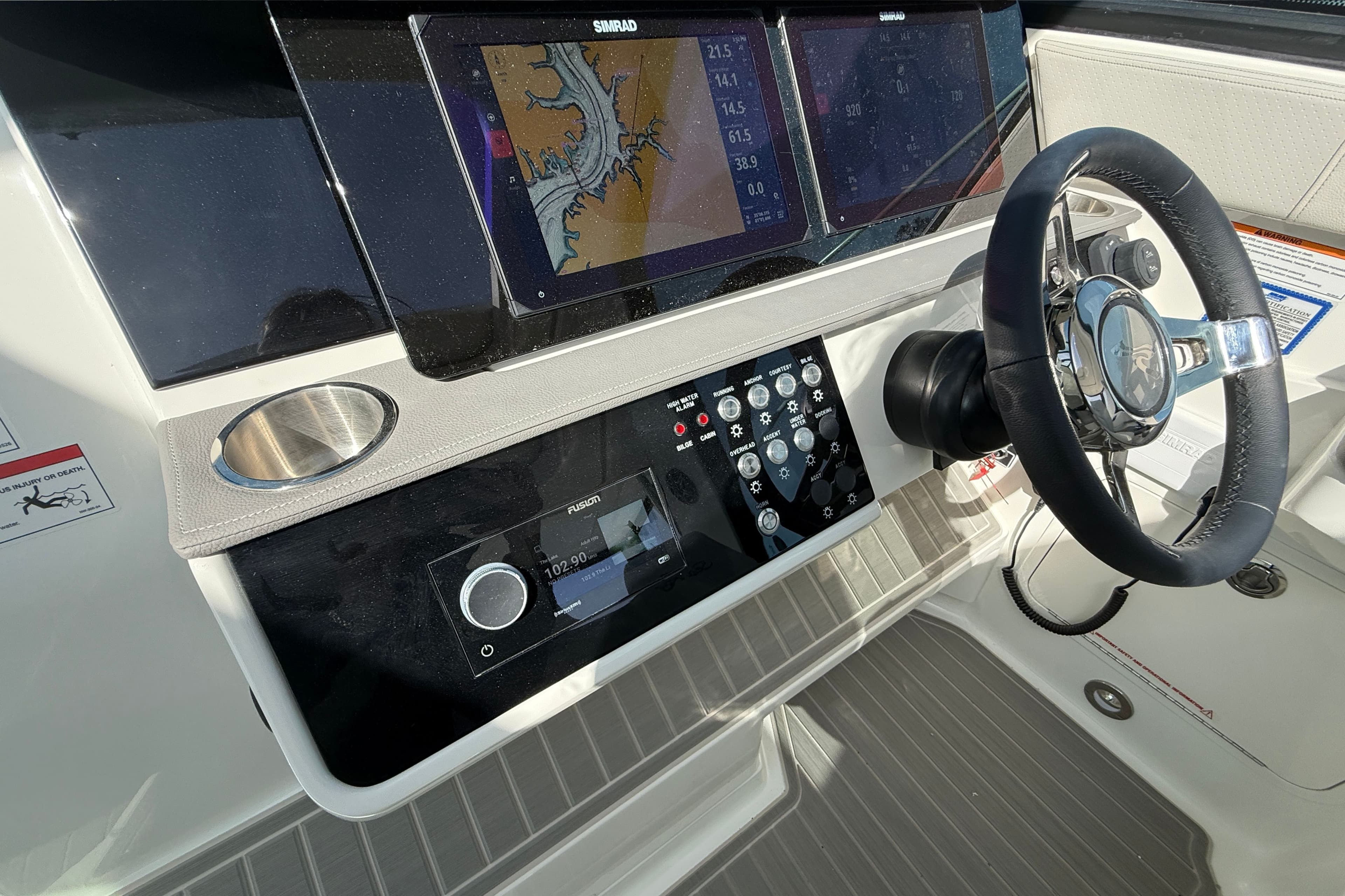2026 Sea Ray Sundancer 320 - 33